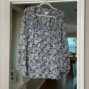 Cabi size medium green floral peasants blouse cute